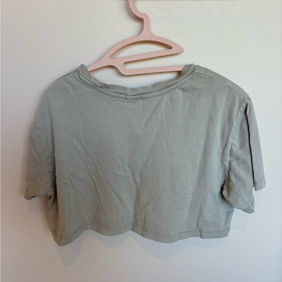 Crop t-shirt from Garage, XS never worn couple of times - Picture 2 of 3